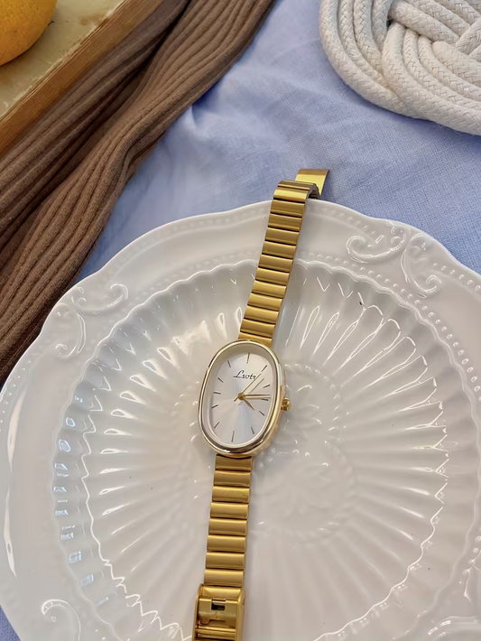 Vintage Golden-Tone Women's Quartz Watch - Chic Oval Stainless Steel Bracelet with Analog Display, Perfect for Daily Wear & Special Occasions like Valentine's, Easter, Mother's Day, Ramadan, and Eid - Simple, Luxurious Gift, Watch Accessories